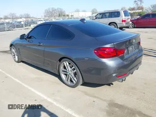 2020 BMW 4 Series 430i with VIN WBA4W3C00LFH55972, listed as a IAAI auction lot 41791042 with 30,325 mi miles. Bid and sale history available at carsss.com. Image 3.