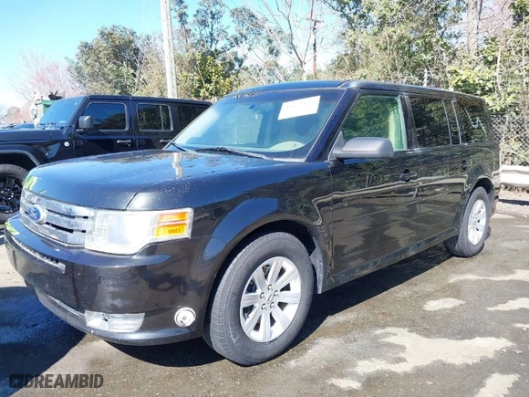 2011 Ford Flex SE with VIN 2FMGK5BC7BBD28719, listed as a IAAI auction lot 41673135 with 155,967 mi miles. Bid and sale history available at carsss.com. Image 2.