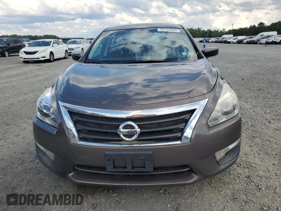 2015 Nissan Altima S with VIN 1N4AL3AP0FN336662, listed as a Copart auction lot 55732935 with 325,266 mi miles and Clean Title. Bid and sale history available at carsss.com. Image 5.