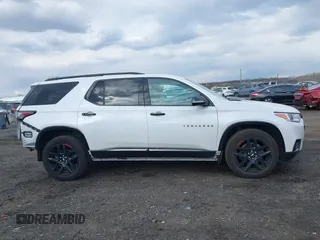 2019 Chevrolet Traverse Premier with VIN 1GNEVKKW9KJ235697, listed as a IAAI auction lot 41881063 with 78,174 mi miles. Bid and sale history available at carsss.com. Image 13.
