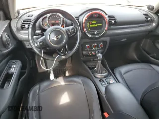 2017 MINI Clubman Cooper with VIN WMWLN5C51H2E32907, listed as a Copart auction lot 51226515 with 124,907 mi miles and Salvage Title. Bid and sale history available at DreamBid. Image 8.