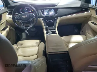 2017 Cadillac XT5 Luxury FWD z VIN 1GYKNBRS7HZ235961, wystawiony jako Copart lot #64509165 z przebiegiem 215 573 mil mil oraz Czysty tytuł • Clean title. Historia ofert i sprzedaży dostępna na DreamBid. Obrazek 15.
