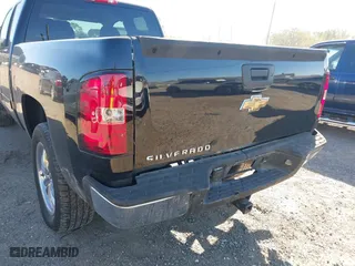 2008 Chevrolet Silverado 1500 LT w/1LT with VIN 2GCEC19JX81125294, listed as a IAAI auction lot 41739837 with 123,689 mi miles. Bid and sale history available at carsss.com. Image 6.