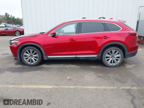 2021 Mazda CX-9 Signature with VIN JM3TCBEY0M0533350, listed as a IAAI auction lot 41804240 with 32,229 mi miles. Bid and sale history available at carsss.com. Image 14.