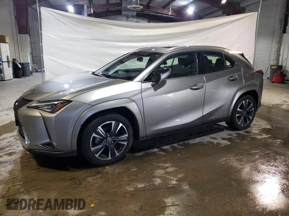 2022 Lexus UX 250h с VIN JTHP9JBH7N2061577, выставлен на аукционе Copart как лот 44365095 с пробегом 33 030 миль миль и Списание • Salvage title. История ставок и продаж доступна на DreamBid. Изображение 1.