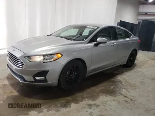 2020 Ford Fusion SE with VIN 3FA6P0HD8LR220834, listed as a Copart auction lot 63946975 with 131,475 mi miles and Clean title. Bid and sale history available at DreamBid. Image 1.