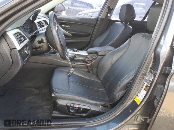 2013 BMW 3 Series 328i с VIN WBA3C1G58DNN93818, выставлен на аукционе Copart как лот 48855045 с пробегом 122 400 миль миль и Списание • Salvage title. История ставок и продаж доступна на DreamBid. Изображение 7.