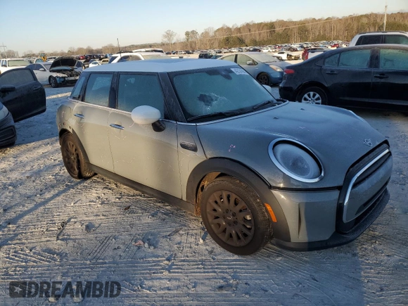 2022 MINI Hardtop 4 Door Cooper z VIN WMW33DK03N2R06435, wystawiony jako Copart lot #42131665 z przebiegiem 29 690 mil mil oraz Szkoda całkowita • Salvage title. Historia ofert i sprzedaży dostępna na DreamBid. Obrazek 4.