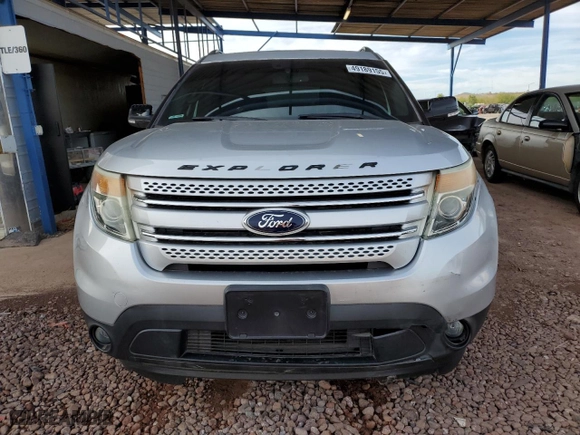 2015 Ford Explorer XLT with VIN 1FM5K7D82FGA55439, listed as a Copart auction lot 49189155 with 114,868 mi miles and Salvage Title. Bid and sale history available at carsss.com. Image 5.