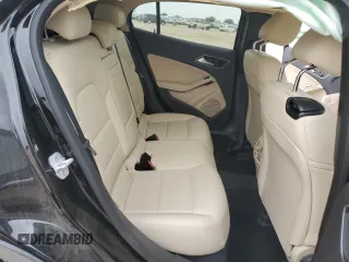2016 Mercedes-Benz GLA 250 z VIN WDCTG4EB1GJ201124, wystawiony jako Copart lot #55501565 z przebiegiem Nie podano mil oraz Szkoda całkowita • Salvage title. Historia ofert i sprzedaży dostępna na DreamBid. Obrazek 10.