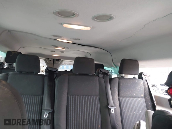 2018 Ford Transit Passenger XL с VIN 1FBZX2YG5JKB15655, выставлен на аукционе IAAI как лот 41227727 с пробегом 107 291 миль миль и . История ставок и продаж доступна на DreamBid. Изображение 8.