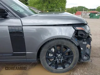 2018 Land Rover Range Rover HSE z VIN SALGS2SV1JA397462, wystawiony jako IAAI lot #42166558 z przebiegiem 55 421 mil mil oraz . Historia ofert i sprzedaży dostępna na DreamBid. Obrazek 19.