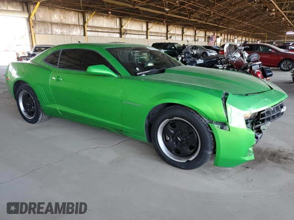 2011 Chevrolet Camaro 2LS z VIN 2G1FA1ED2B9116990, wystawiony jako Copart lot #60279995 z przebiegiem 137 391 mil mil oraz Czysty tytuł • Clean title. Historia ofert i sprzedaży dostępna na DreamBid. Obrazek 4.
