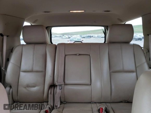 2011 GMC Yukon SLT z VIN 1GKS2CE07BR193490, wystawiony jako Copart lot #55681435 z przebiegiem 146 846 mil mil oraz Szkoda całkowita • Salvage title. Historia ofert i sprzedaży dostępna na DreamBid. Obrazek 10.