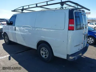 2006 Chevrolet Express Cargo Van with VIN 1GCFG15X061120322, listed as a IAAI auction lot 41611050 with 277,311 mi miles. Bid and sale history available at carsss.com. Image 3.
