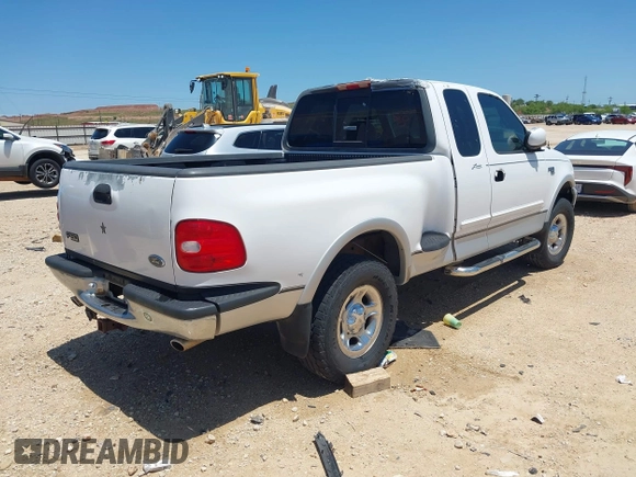 1999 Ford F-150 XL z VIN 1FTRX08L5XKA73493, wystawiony jako IAAI lot #42467358 z przebiegiem Nie podano mil oraz . Historia ofert i sprzedaży dostępna na DreamBid. Obrazek 4.