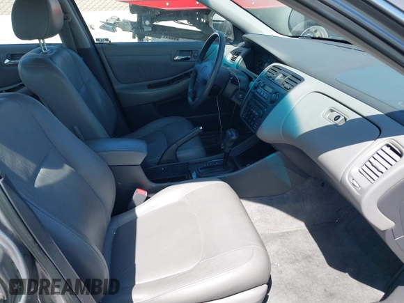 2000 Honda Accord EX with VIN 1HGCG1657YA091101, listed as a IAAI auction lot 42522505 with 152,076 mi miles and . Bid and sale history available at DreamBid. Image 5.