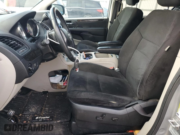 2015 Dodge Grand Caravan SXT with VIN 2C4RDGCG9FR566461, listed as a Copart auction lot 85642384 with 155,831 mi miles and Salvage Title. Bid and sale history available at DreamBid. Image 7.