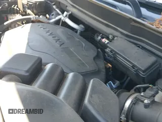 2021 Honda Pilot Special Edition z VIN 5FNYF5H26MB008647, wystawiony jako IAAI lot #42659577 z przebiegiem 52 266 mil mil oraz . Historia ofert i sprzedaży dostępna na DreamBid. Obrazek 19.