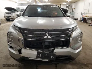 2024 Mitsubishi Outlander ES with VIN JA4J4UA89RZ080194, listed as a Copart auction lot 88147275 with 4,000 mi miles and Salvage Title. Bid and sale history available at carsss.com. Image 5.