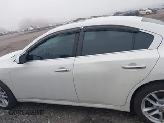 2014 Nissan Maxima S with VIN 1N4AA5AP0EC487139, listed as a IAAI auction lot 41450013 with 144,643 mi miles and . Bid and sale history available at DreamBid. Image 14.