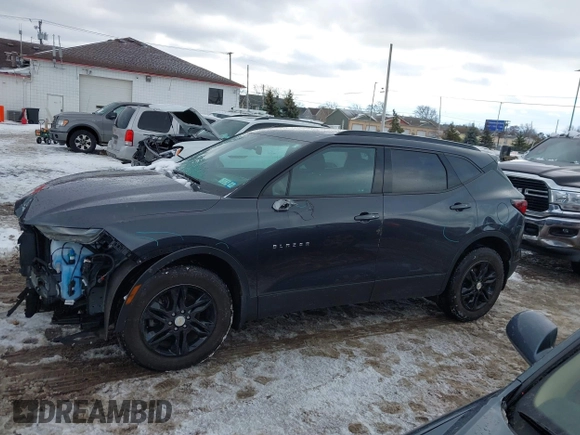 2021 Chevrolet Blazer LT z VIN 3GNKBHR48MS547322, wystawiony jako IAAI lot #41329653 z przebiegiem 82 867 mil mil oraz . Historia ofert i sprzedaży dostępna na DreamBid. Obrazek 14.