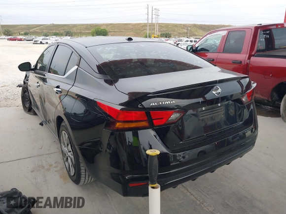 2020 Nissan Altima 2.5 S with VIN 1N4BL4BV4LC274603, listed as a IAAI auction lot 41367679 with 62,168 mi miles and . Bid and sale history available at carsss.com. Image 3.