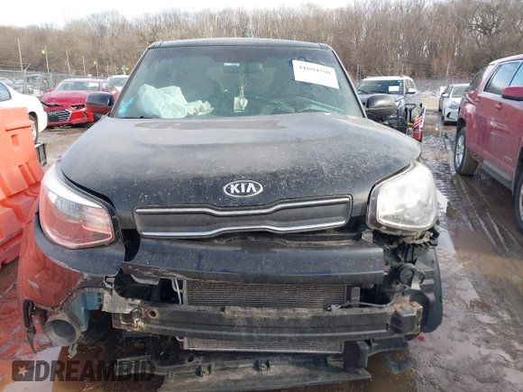 2018 Kia Soul with VIN KNDJN2A25J7564379, listed as a IAAI auction lot 41604598 with 135,209 mi miles. Bid and sale history available at carsss.com. Image 12.