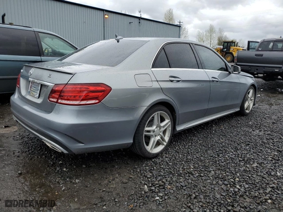 2014 Mercedes-Benz E-Class E 350 Sport with VIN WDDHF5KB0EA812841, listed as a Copart auction lot 52207855 with 117,576 mi miles and Clean Title. Bid and sale history available at carsss.com. Image 3.