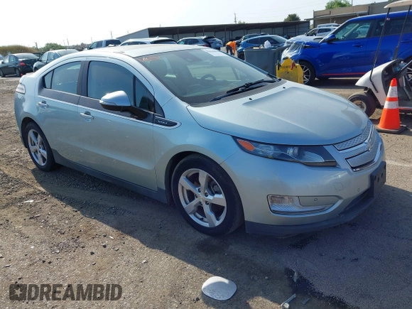2013 Chevrolet Volt with VIN 1G1RF6E47DU100611, listed as a IAAI auction lot 42138171 with 175,000 mi miles and . Bid and sale history available at carsss.com. Image 1.