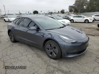 2023 Tesla Model 3 z VIN 5YJ3E1EA3PF620536, wystawiony jako Copart lot #54509885 z przebiegiem 11 483 mil mil oraz Szkoda całkowita • Salvage title. Historia ofert i sprzedaży dostępna na DreamBid. Obrazek 4.
