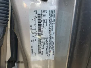 2012 Ford Focus SE z VIN 1FAHP3K2XCL270196, wystawiony jako Copart lot #57319575 z przebiegiem 80 364 mil mil oraz Szkoda całkowita • Salvage title. Historia ofert i sprzedaży dostępna na DreamBid. Obrazek 12.