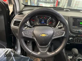 2022 Chevrolet Equinox LT z VIN 2GNAXJEV5N6108503, wystawiony jako IAAI lot #42418793 z przebiegiem 94 331 mil mil oraz . Historia ofert i sprzedaży dostępna na DreamBid. Obrazek 27.
