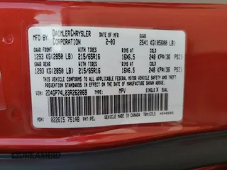 2003 Dodge Grand Caravan z VIN 2D4GP74L03R262069, wystawiony jako Copart lot #59040215 z przebiegiem 112 926 mil mil oraz Szkoda całkowita • Salvage title. Historia ofert i sprzedaży dostępna na DreamBid. Obrazek 13.