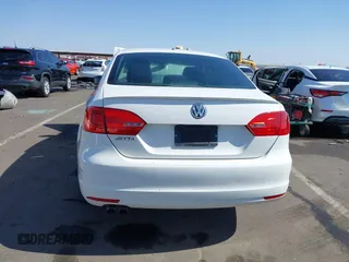 2012 Volkswagen Jetta S z VIN 3VW1K7AJ2CM331367, wystawiony jako IAAI lot #42294252 z przebiegiem 162 373 mil mil oraz . Historia ofert i sprzedaży dostępna na DreamBid. Obrazek 17.