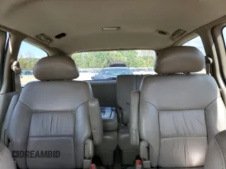 2000 Toyota Sienna LE with VIN 4T3ZF13C2YU286474, listed as a Copart auction lot 74230384 with 118,988 mi miles and Salvage Title. Bid and sale history available at carsss.com. Image 10.