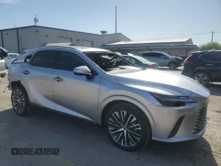 2024 Lexus RX 350 z VIN JTJCHMAAXR2017181, wystawiony jako Copart lot #54021205 z przebiegiem 3 890 mil mil oraz Szkoda całkowita • Salvage title. Historia ofert i sprzedaży dostępna na DreamBid. Obrazek 4.
