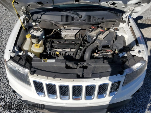2015 Jeep Compass Sport with VIN 1C4NJCBA4FD226201, listed as a Copart auction lot 47351995 with 160,207 mi miles and Clean Title. Bid and sale history available at carsss.com. Image 12.