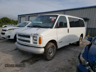 1997 Chevrolet Express with VIN 1GAGG25R9V1107376, listed as a Copart auction lot 71819984 with 178,408 mi miles and Salvage Title. Bid and sale history available at carsss.com. Image 1.