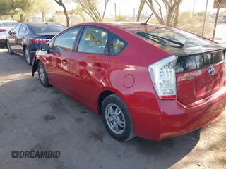 2010 Toyota Prius II z VIN JTDKN3DU8A5058371, wystawiony jako IAAI lot #42304465 z przebiegiem 185 280 mil mil oraz . Historia ofert i sprzedaży dostępna na DreamBid. Obrazek 3.