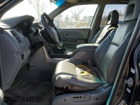2004 Honda Pilot EX with VIN 2HKYF18534H587990, listed as a Copart auction lot 43003585 with 283,562 mi miles and Salvage Title. Bid and sale history available at DreamBid. Image 7.
