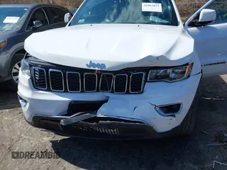 2017 Jeep Grand Cherokee Altitude with VIN 1C4RJFAG8HC959093, listed as a IAAI auction lot 41862032 with 88,589 mi miles and . Bid and sale history available at DreamBid. Image 6.