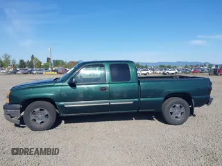 2004 Chevrolet Silverado 1500 LS with VIN 2GCEC19T441315295, listed as a IAAI auction lot 41957885 with 221,217 mi miles and . Bid and sale history available at DreamBid. Image 14.
