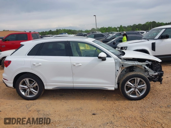 2021 Audi Q3 S line Premium with VIN WA1DECF37M1037711, listed as a IAAI auction lot 42096937 with 28,973 mi miles and . Bid and sale history available at DreamBid. Image 13.