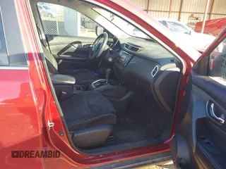 2016 Nissan Rogue SV with VIN 5N1AT2MT4GC738108, listed as a IAAI auction lot 41021683 with 190,101 mi miles. Bid and sale history available at carsss.com. Image 5.