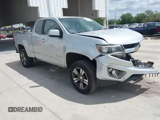 2018 Chevrolet Colorado 4WD LT z VIN 1GCHTCEN0J1230469, wystawiony jako IAAI lot #42041284 z przebiegiem 130 228 mil mil oraz . Historia ofert i sprzedaży dostępna na DreamBid. Obrazek 1.