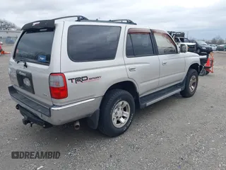1998 Toyota 4Runner SR5 z VIN JT3GN86RXW0059946, wystawiony jako IAAI lot #41843789 z przebiegiem 293 069 mil mil oraz . Historia ofert i sprzedaży dostępna na DreamBid. Obrazek 4.