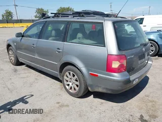 2003 Volkswagen Passat GLS z VIN WVWVD63B73E368886, wystawiony jako IAAI lot #42321711 z przebiegiem 127 471 mil mil oraz . Historia ofert i sprzedaży dostępna na DreamBid. Obrazek 3.