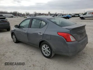 2019 Nissan Versa SV z VIN 3N1CN7AP0KL823569, wystawiony jako Copart lot #47276305 z przebiegiem 87 610 mil mil oraz Szkody całkowita. Historia ofert i sprzedaży dostępna na DreamBid. Obrazek 2.