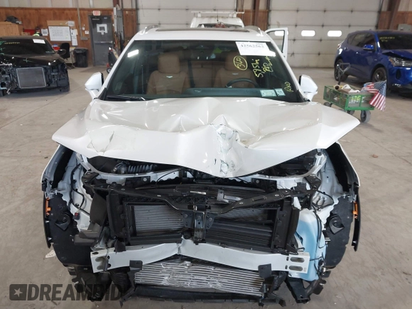 2024 Cadillac XT4 AWD Premium Luxury z VIN 1GYFZDR47RF206465, wystawiony jako IAAI lot #42562562 z przebiegiem 5 951 mil mil oraz . Historia ofert i sprzedaży dostępna na DreamBid. Obrazek 13.
